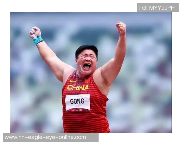 16号球星：传奇背后的坚持与突破，成就绿茵场上的不朽英雄