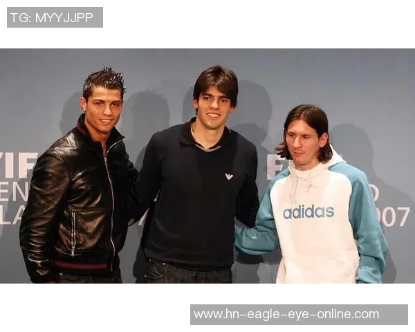 卡卡足球球星签名与贴签收藏价值解析及市场趋势分析 卡卡足球球星签名与贴签收藏价值解析及市场趋势分析