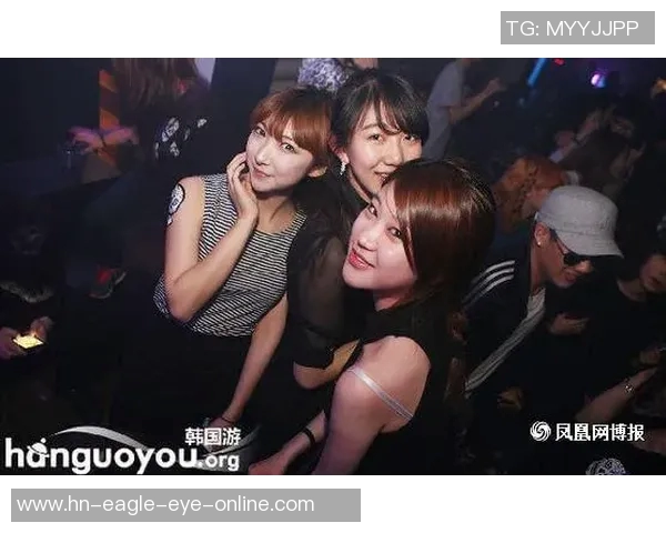 夜店足球球星视频曝光揭秘球场外的精彩生活与争议时刻 夜店足球球星视频曝光揭秘球场外的精彩生活与争议时刻